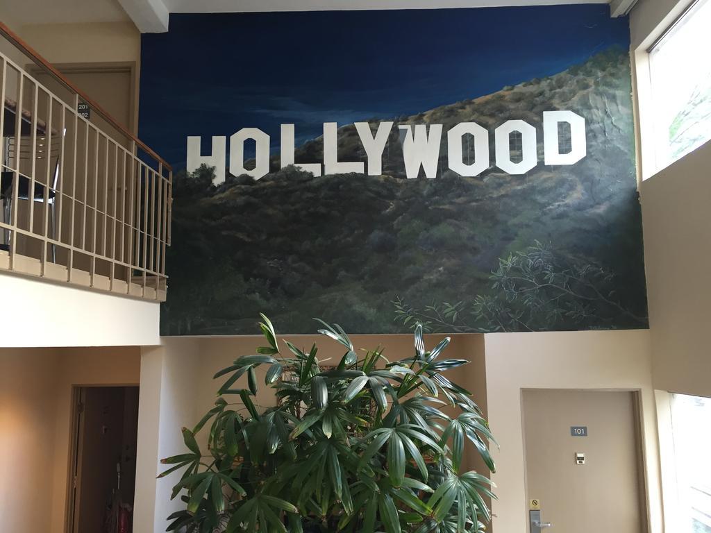 Hollywood Orchid Suites - Los Angeles — Photos 1